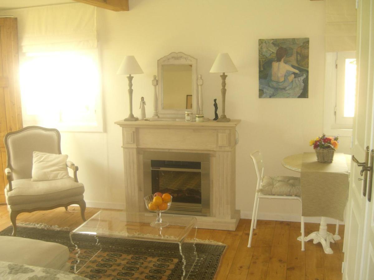 Bed and Breakfast L'Oisette Epiniac Zewnętrze zdjęcie